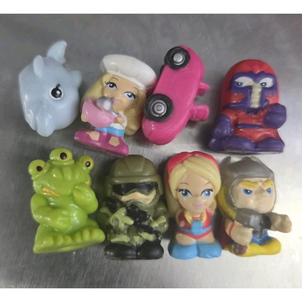 Blip Toys Squinkies Lot 8pc Mini Figures Rubber Barbie Thor Alien Magneto Toy